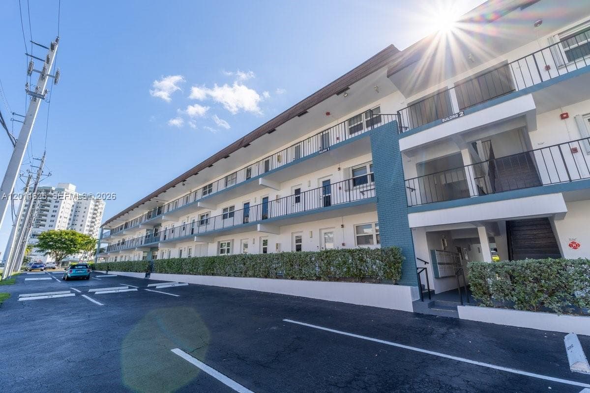 GARDENS BY THE SEA CONDO · #307 in Lauderdale By The Sea - Photo 34