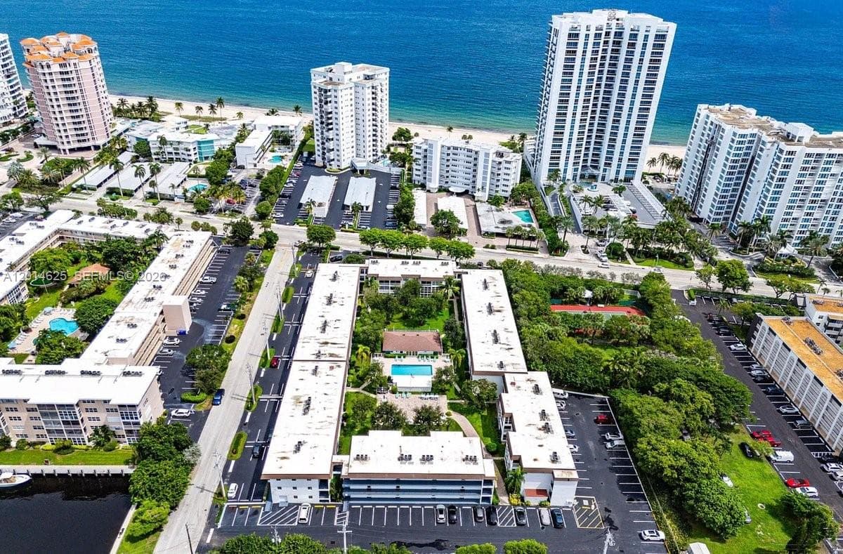 GARDENS BY THE SEA CONDO · #307 in Lauderdale By The Sea - Photo 37