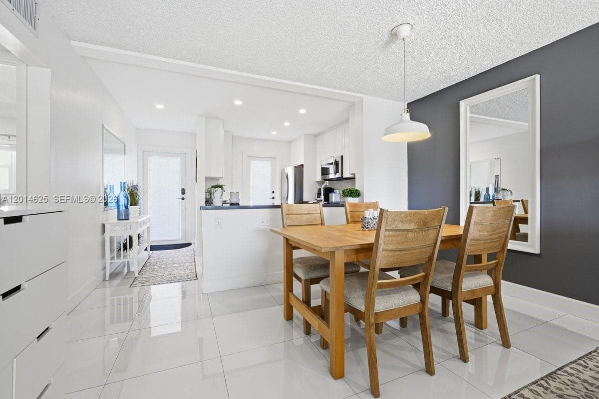 GARDENS BY THE SEA CONDO · #307 in Lauderdale By The Sea - Photo 11