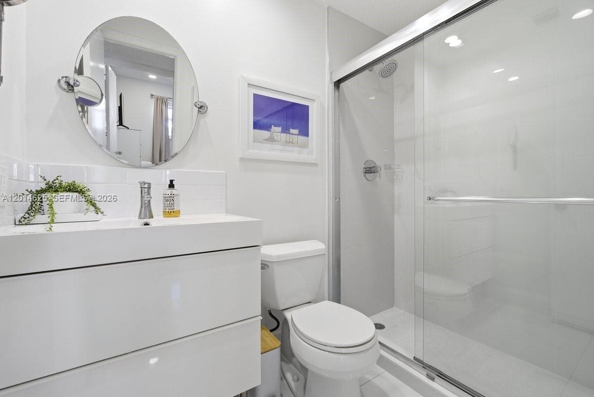 GARDENS BY THE SEA CONDO · #307 in Lauderdale By The Sea - Photo 19