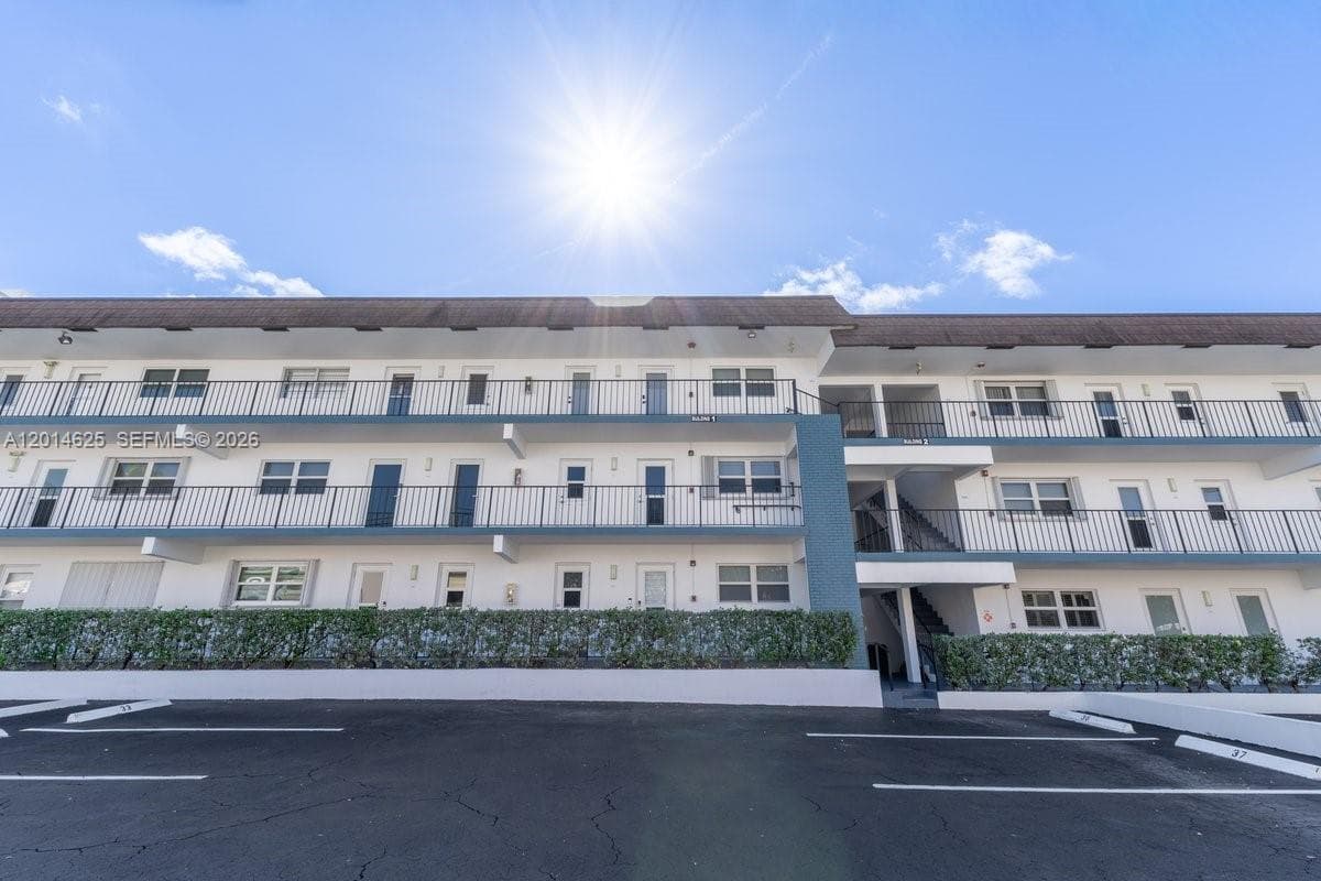 GARDENS BY THE SEA CONDO · #307 in Lauderdale By The Sea - Photo 35