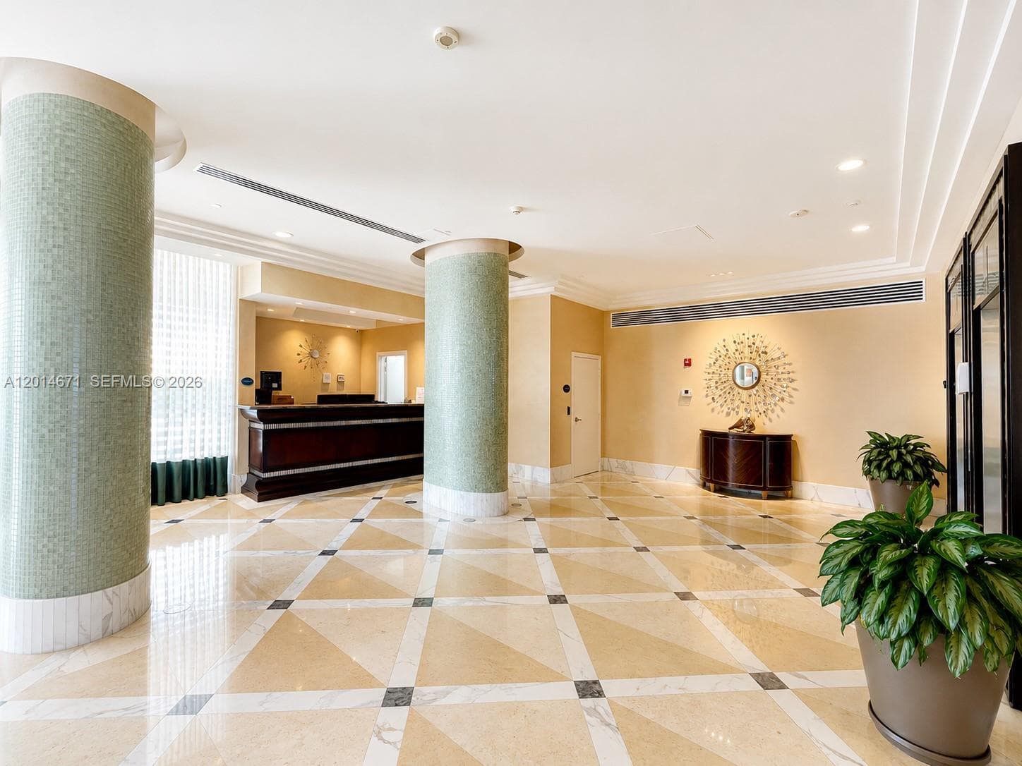 THE COLLINS CONDO · #614 in Miami Beach - Photo 3