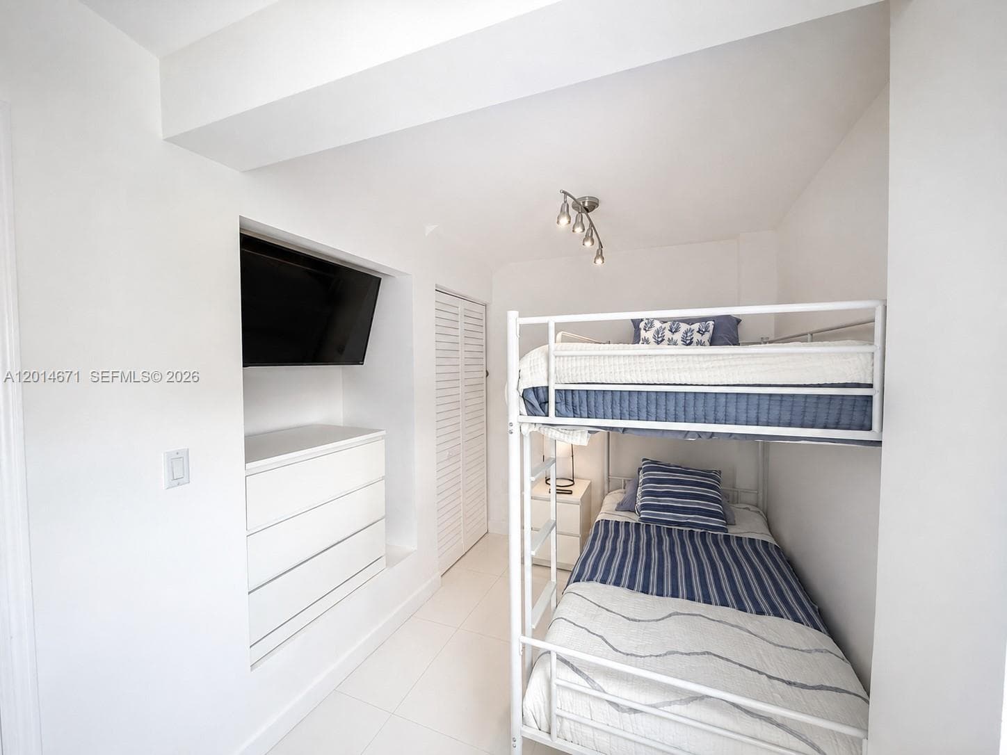 THE COLLINS CONDO · #614 in Miami Beach - Photo 28