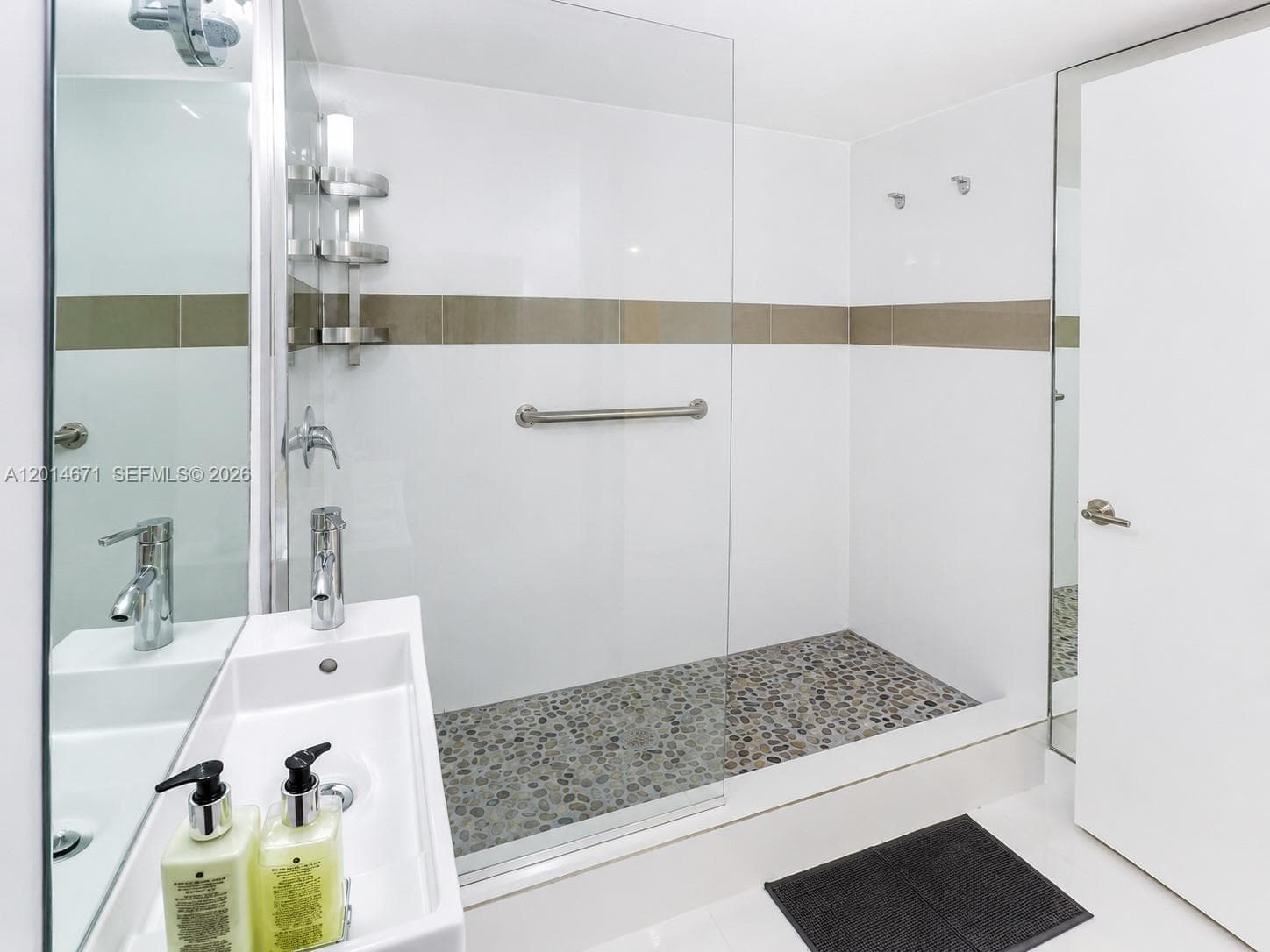 THE COLLINS CONDO · #614 in Miami Beach - Photo 24