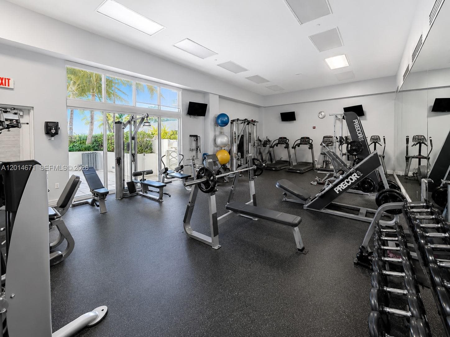 THE COLLINS CONDO · #614 in Miami Beach - Photo 38