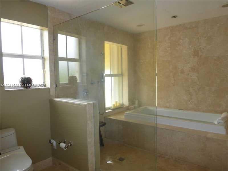 9026 SW 160th Ter photo 30