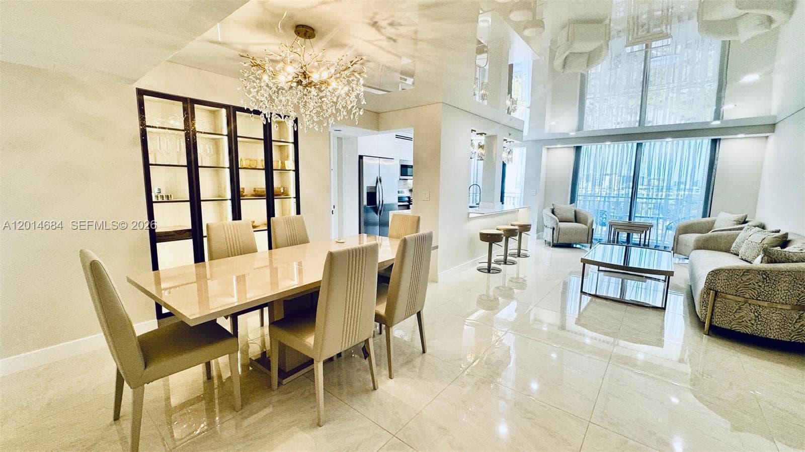 WINSTON TOWERS 600 CONDO · #811 in Sunny Isles Beach - Photo 2