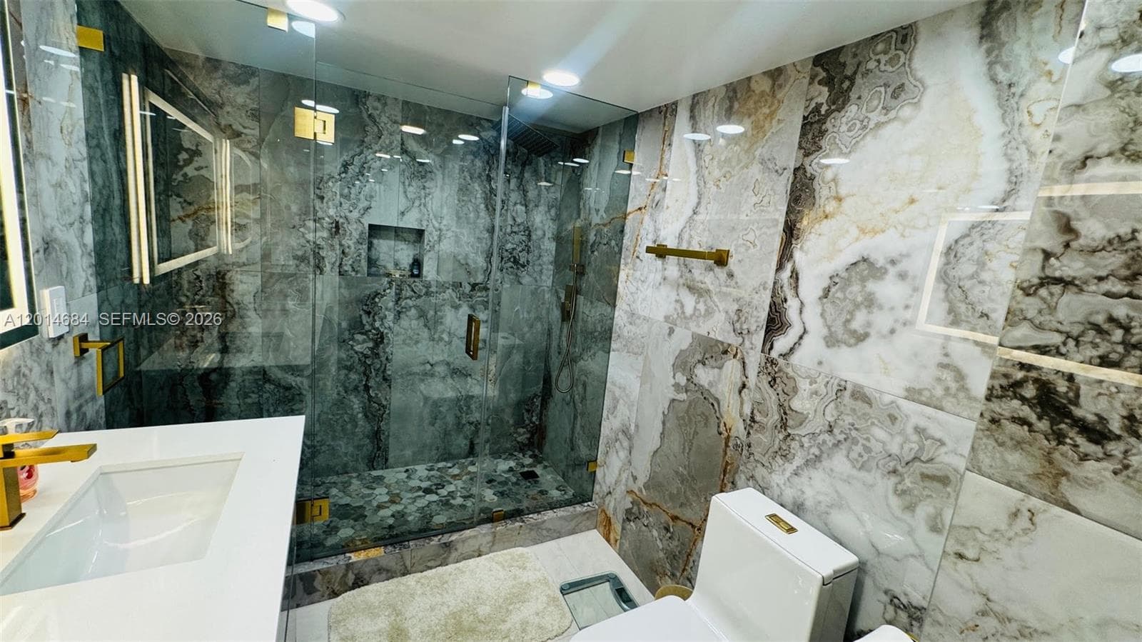 WINSTON TOWERS 600 CONDO · #811 in Sunny Isles Beach - Photo 43