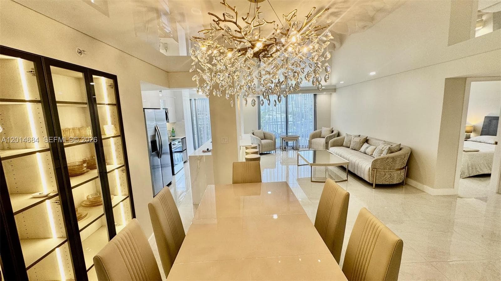 WINSTON TOWERS 600 CONDO · #811 in Sunny Isles Beach - Photo 1