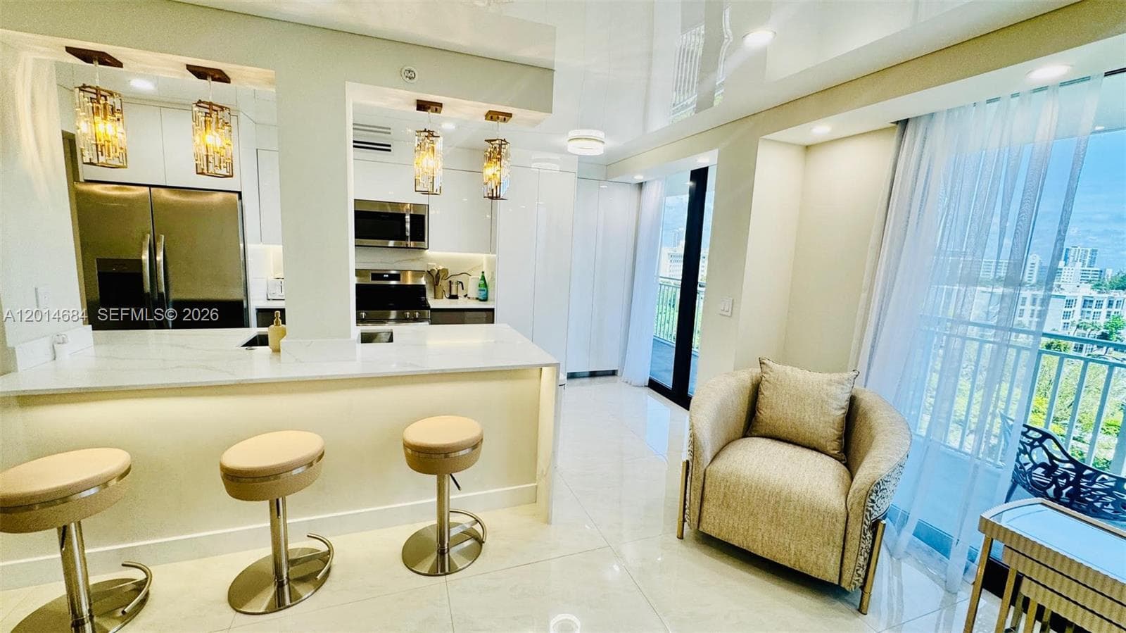 WINSTON TOWERS 600 CONDO · #811 in Sunny Isles Beach - Photo 10