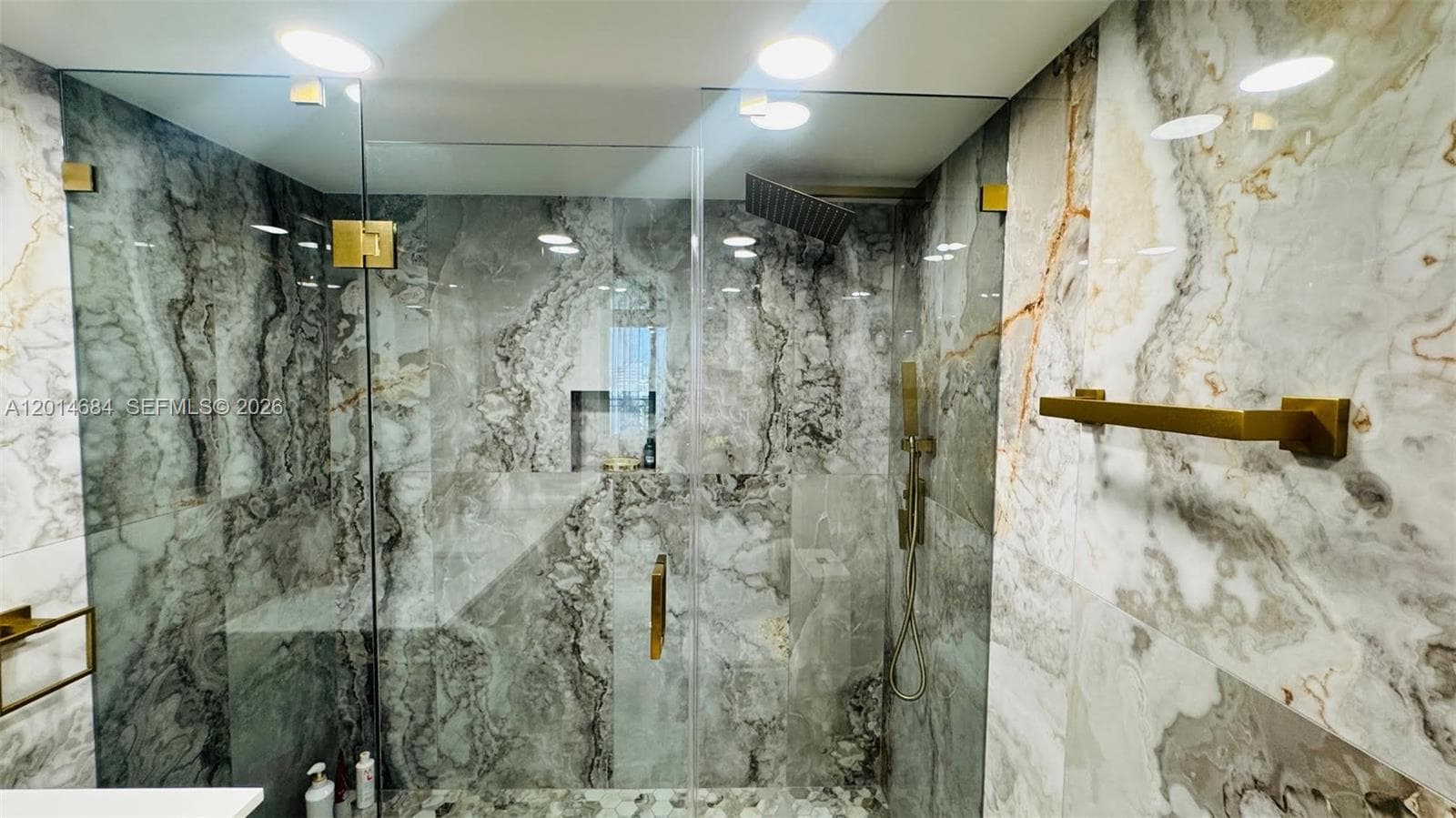 WINSTON TOWERS 600 CONDO · #811 in Sunny Isles Beach - Photo 41
