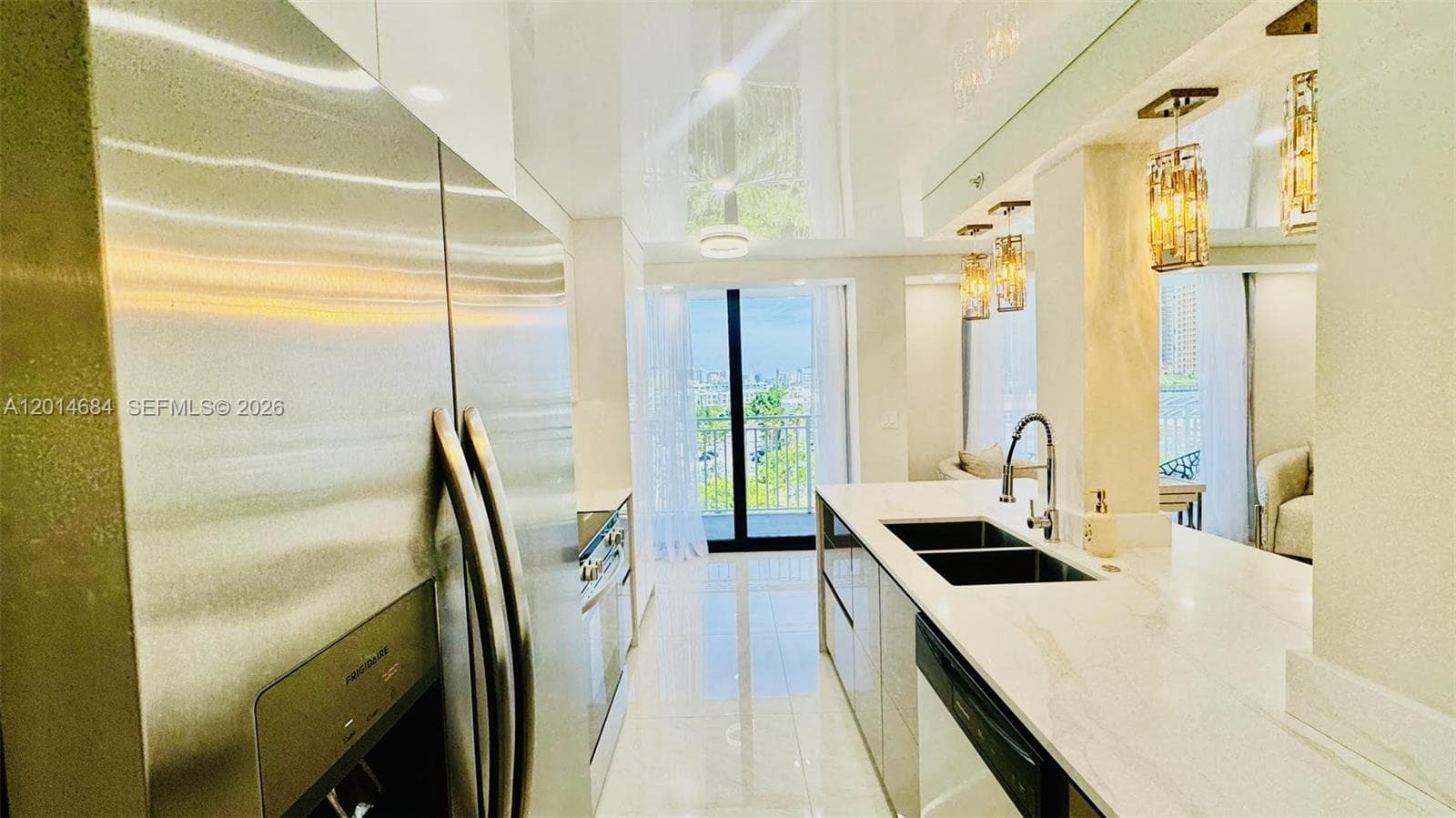 WINSTON TOWERS 600 CONDO · #811 in Sunny Isles Beach - Photo 31