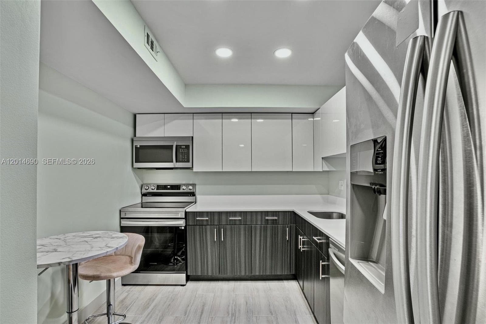 DESOTO PARK CONDO · #518 in Hallandale Beach - Photo 1