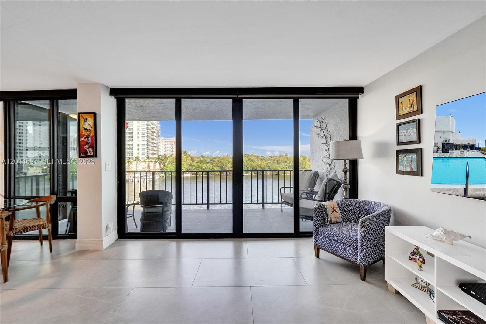 Corinthian · #4F in Fort Lauderdale - Photo 23