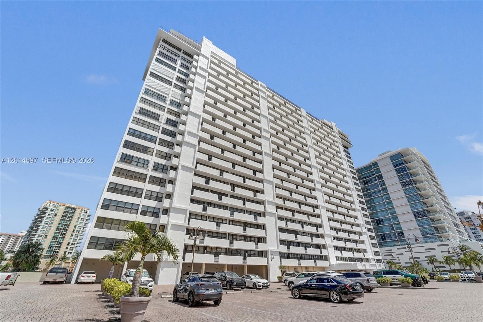 Corinthian · #4F in Fort Lauderdale - Photo 6