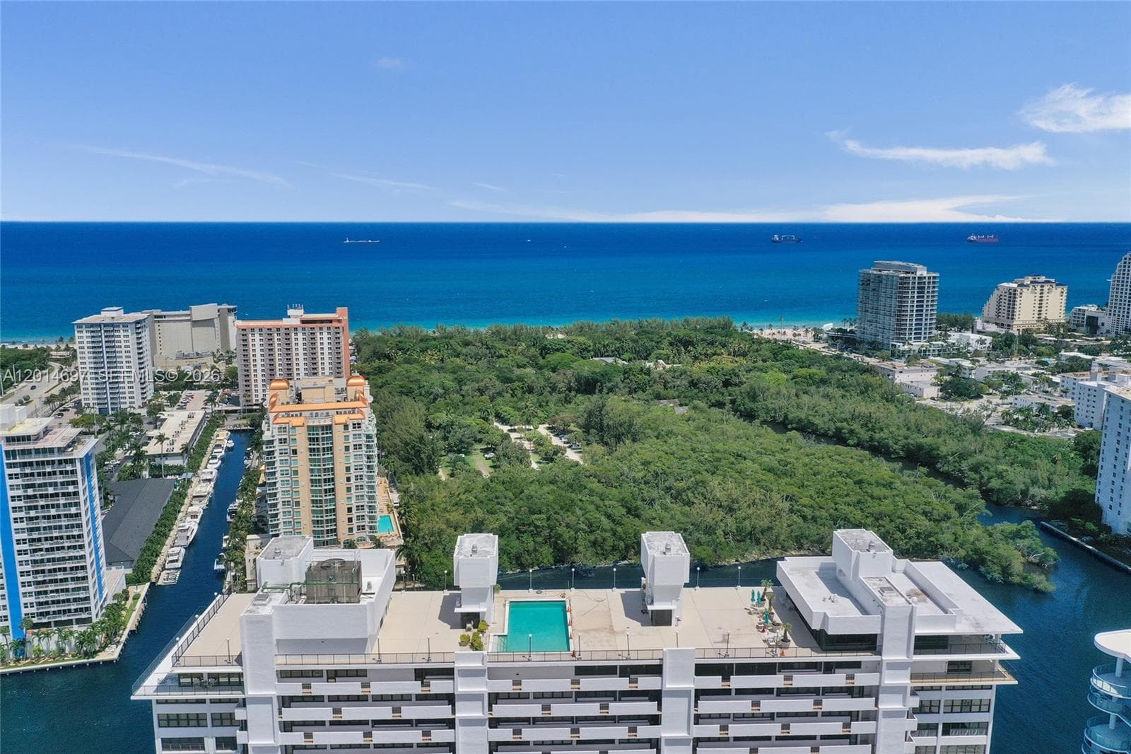 Corinthian · #4F in Fort Lauderdale - Photo 7