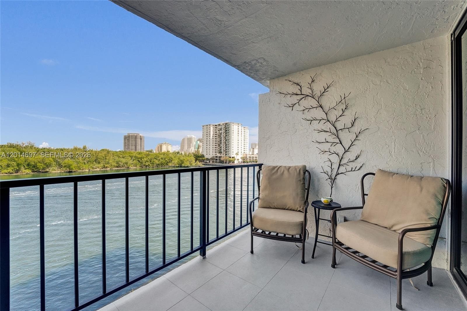 Corinthian · #4F in Fort Lauderdale - Photo 33