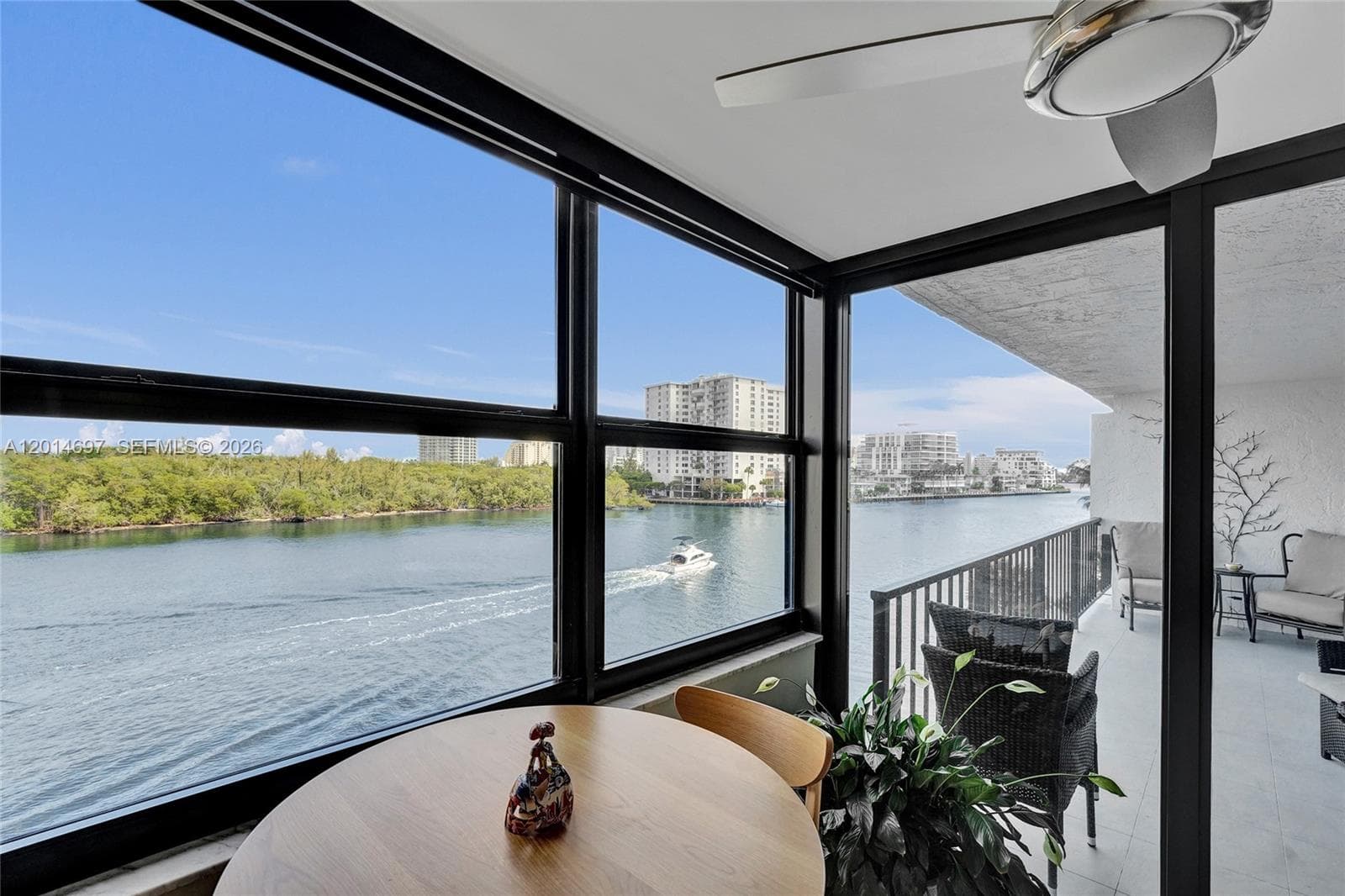 Corinthian · #4F in Fort Lauderdale - Photo 37