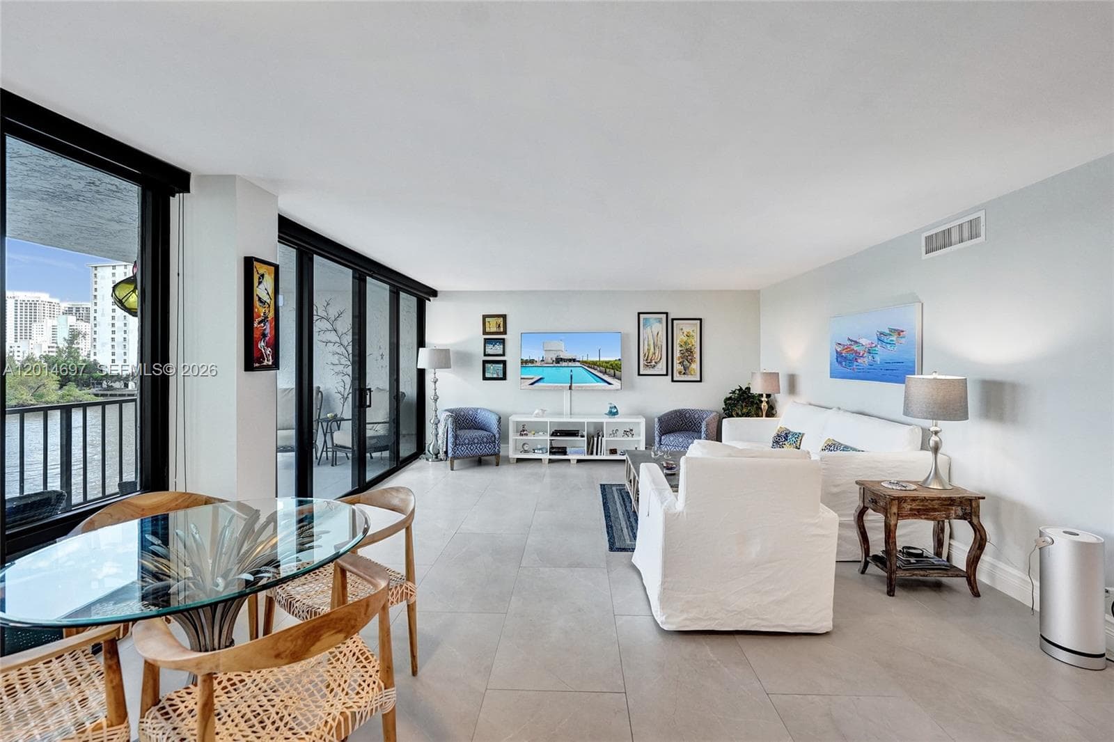 Corinthian · #4F in Fort Lauderdale - Photo 15