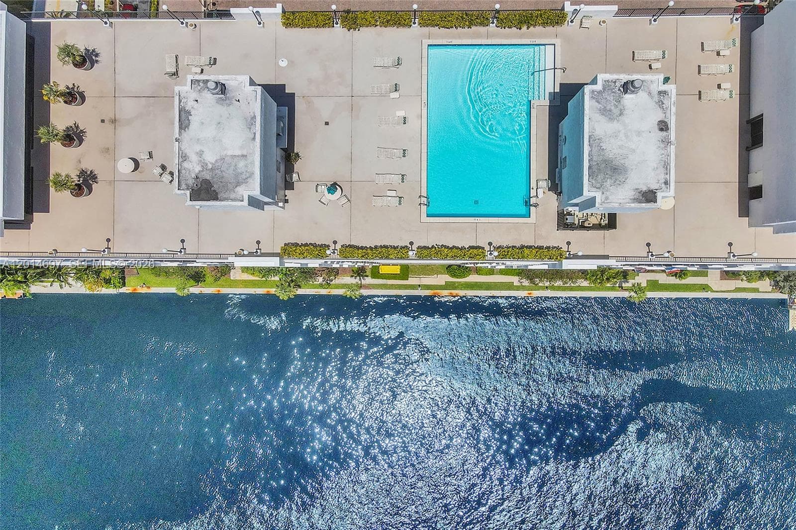 Corinthian · #4F in Fort Lauderdale - Photo 8
