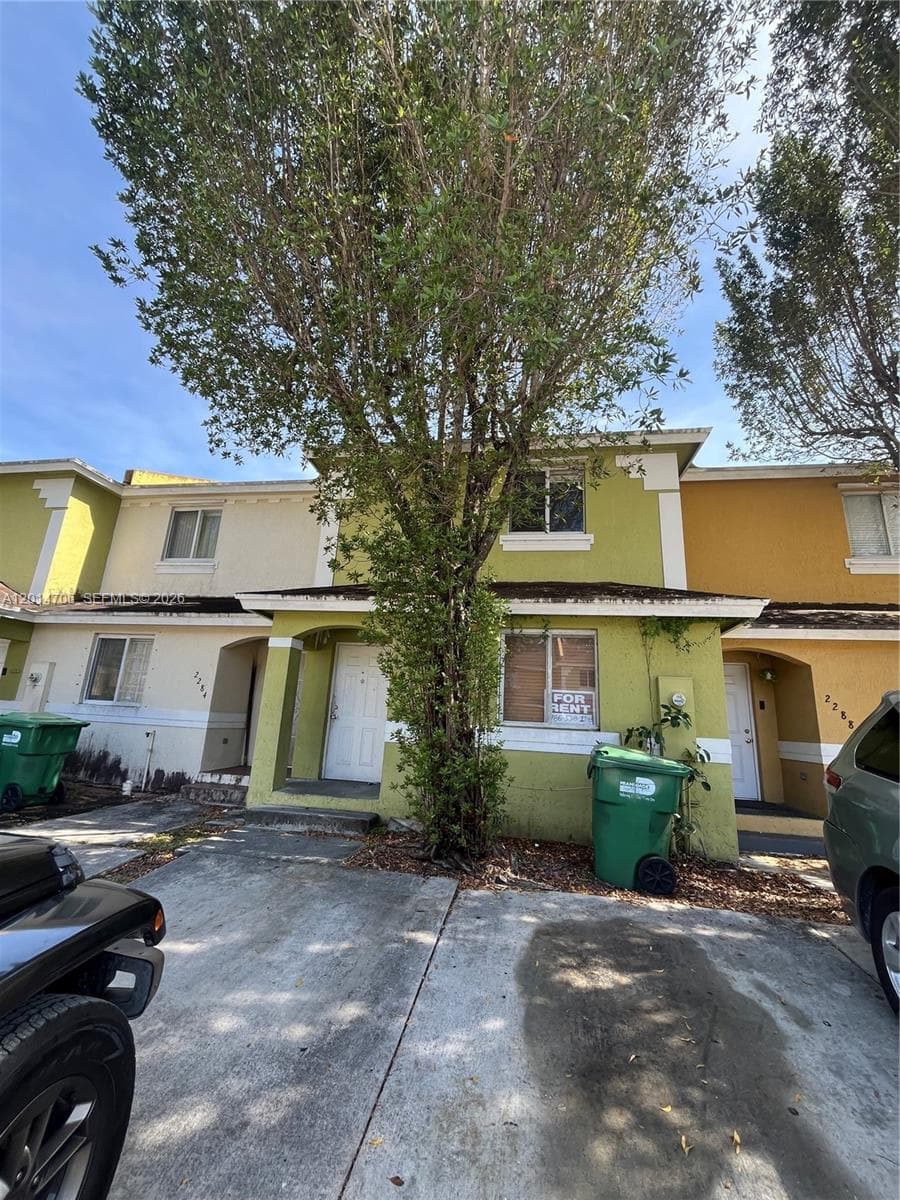 2286 NW 136th Ter #0 photo 2
