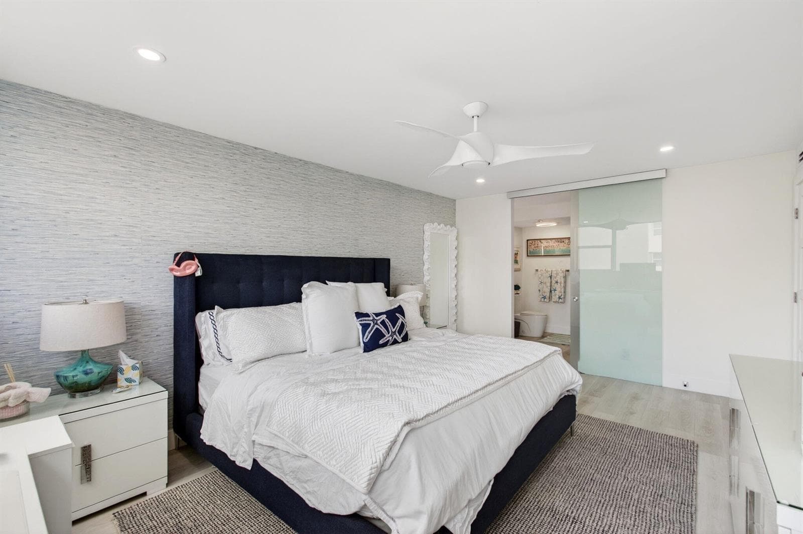 Bedroom #1