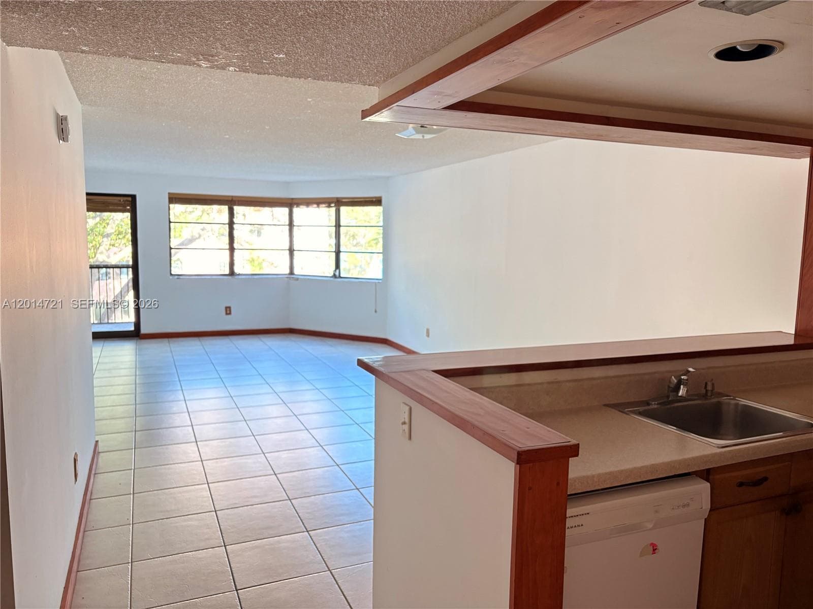 LAKEVIEW OF THE CALF CLUB · #303-6 in Miami - Photo 2