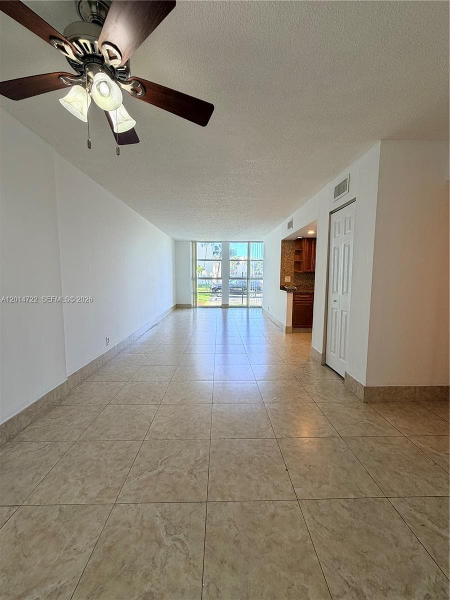 DESOTO PARK CONDO · #118 in Hallandale Beach - Photo 1