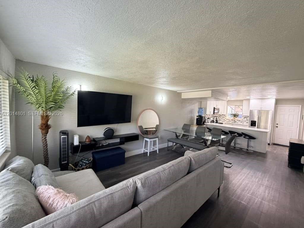 1500 NE 151st St #104 photo 8