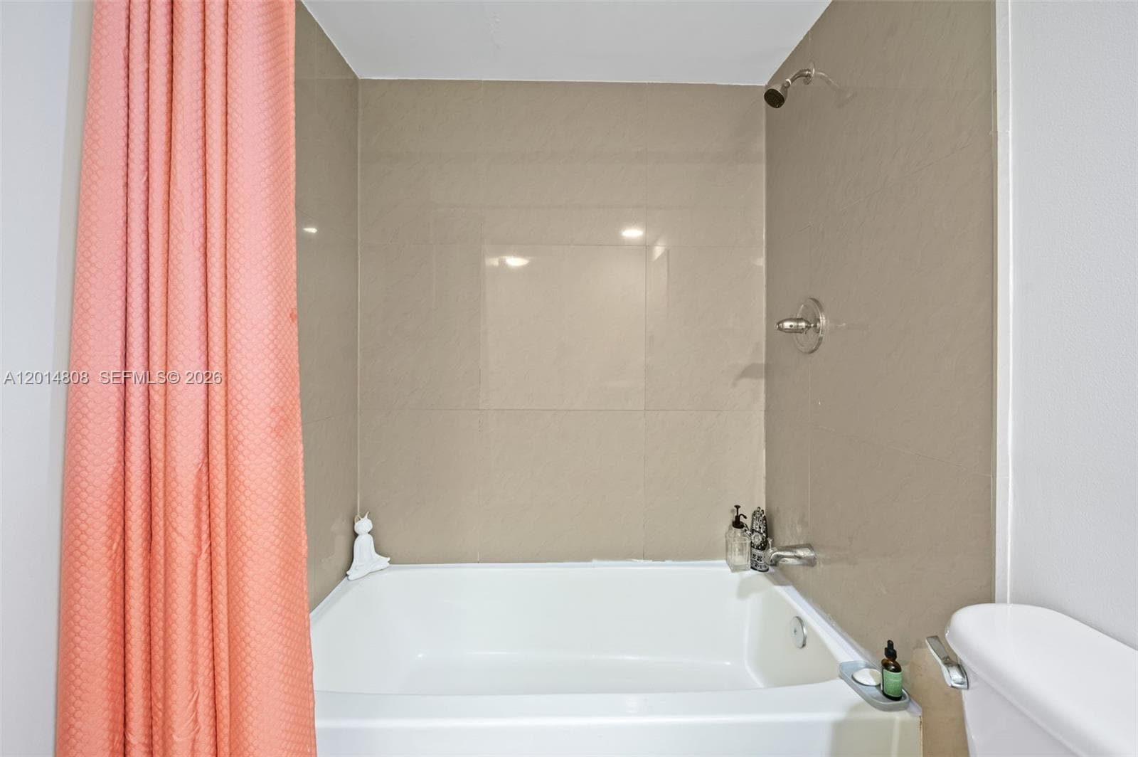 Plaza Tower North · #809 in Hallandale Beach - Photo 21