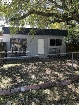 20922 NW 39th Ave photo 11