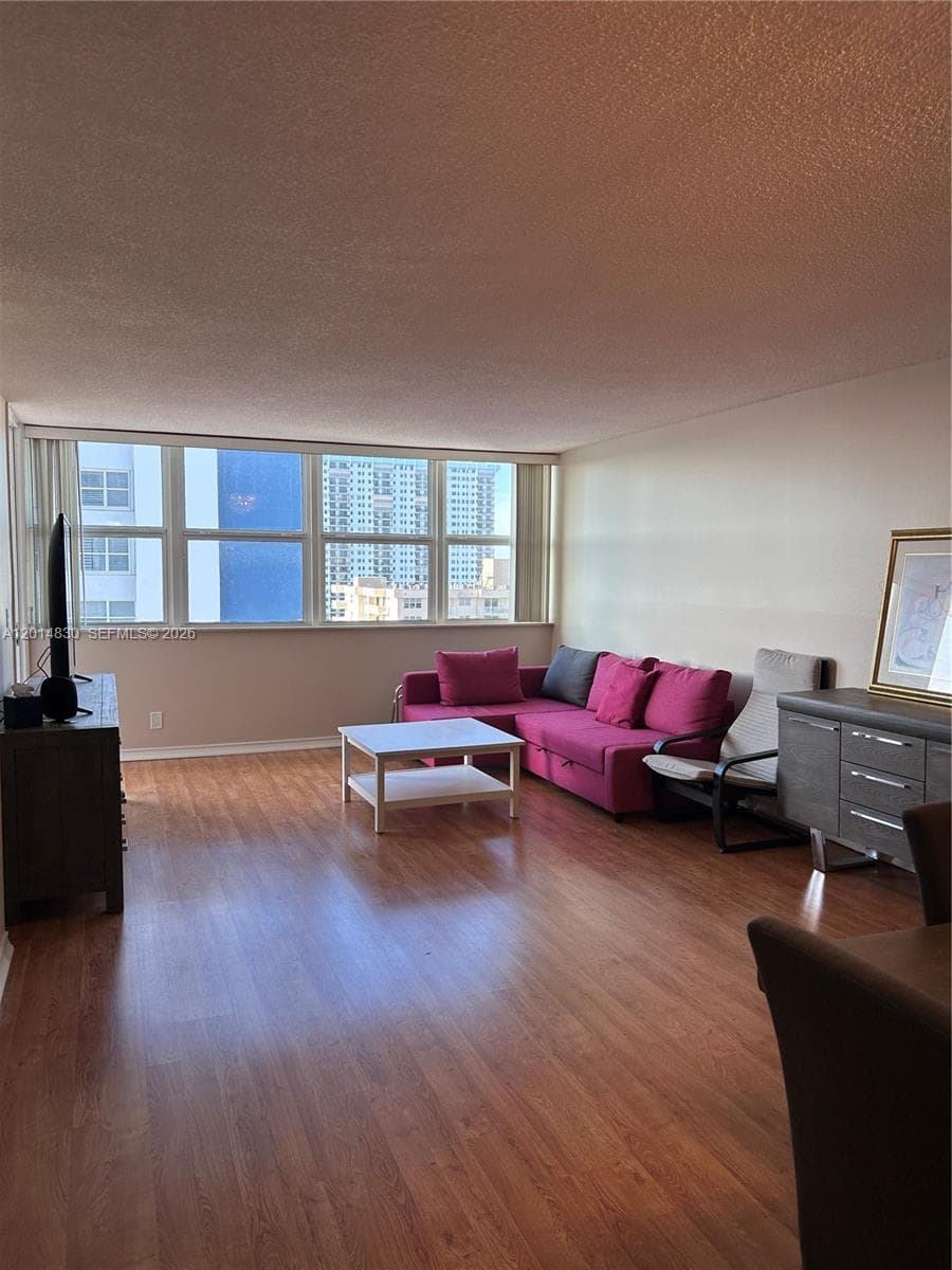 TRAFALGAR TOWERS CONDOMIN · #1203 in Hollywood - Photo 6