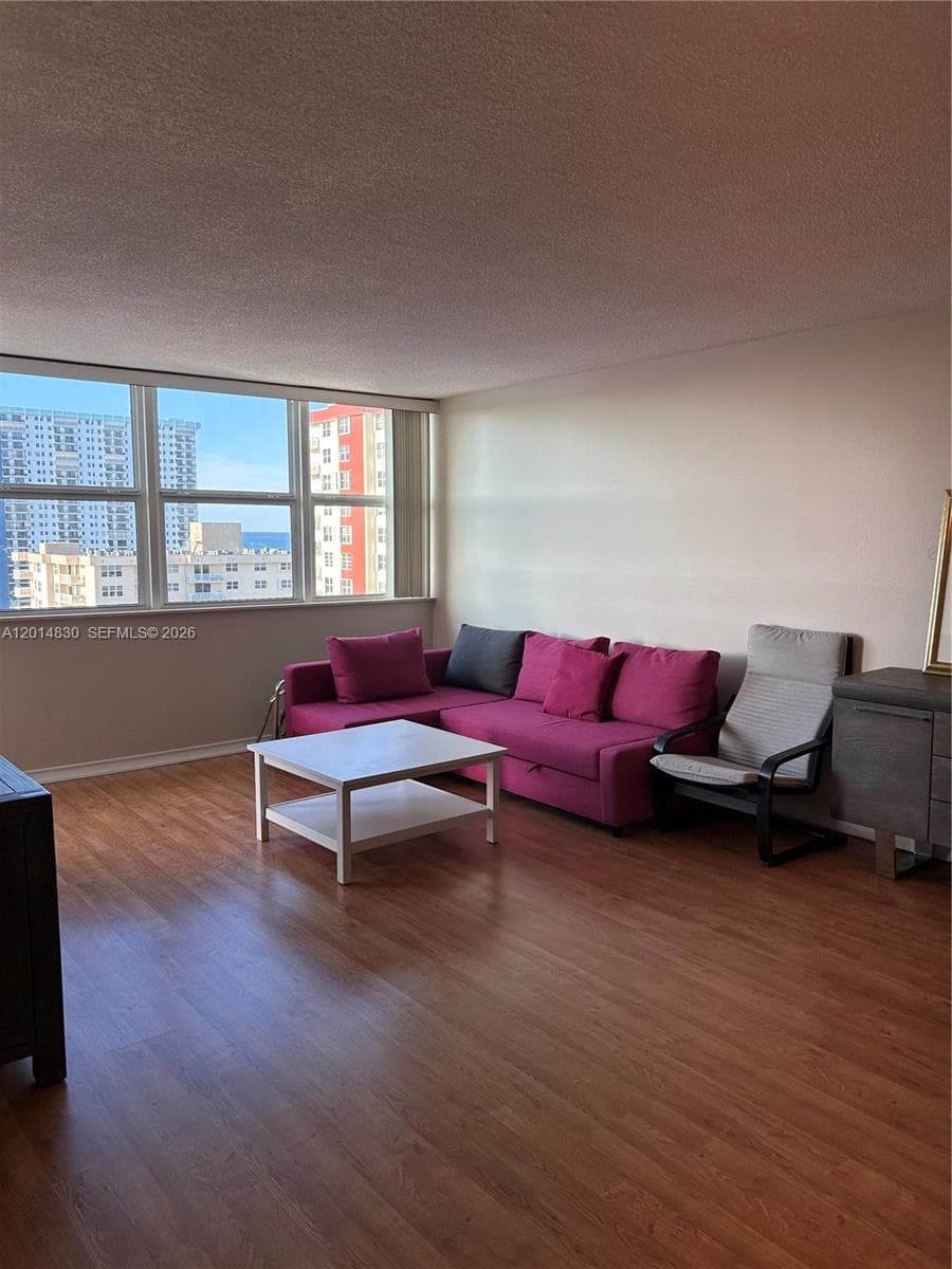 TRAFALGAR TOWERS CONDOMIN · #1203 in Hollywood - Photo 5