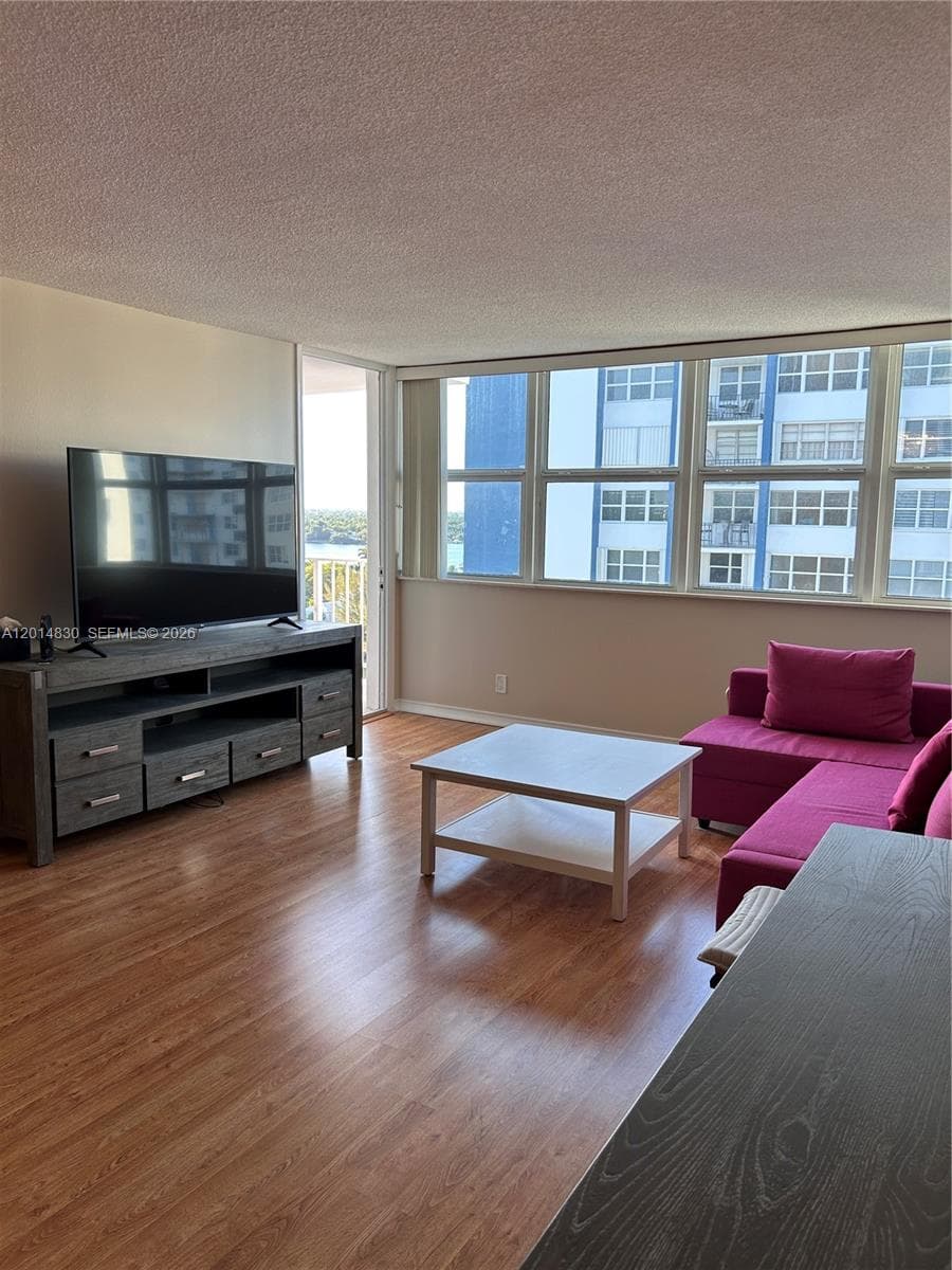 TRAFALGAR TOWERS CONDOMIN · #1203 in Hollywood - Photo 9