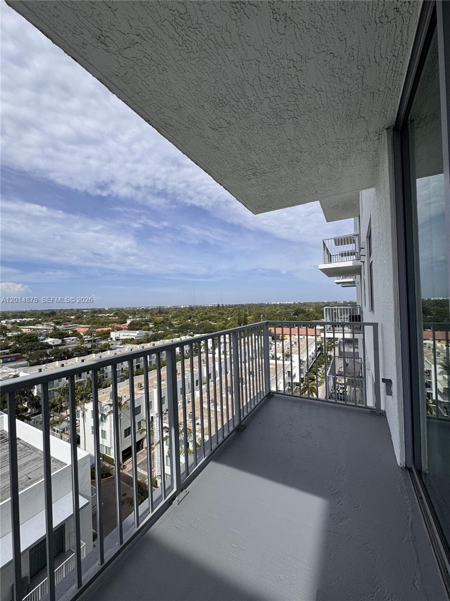 HOLLYWOOD STATION RES CON · #933 in Hollywood - Photo 14