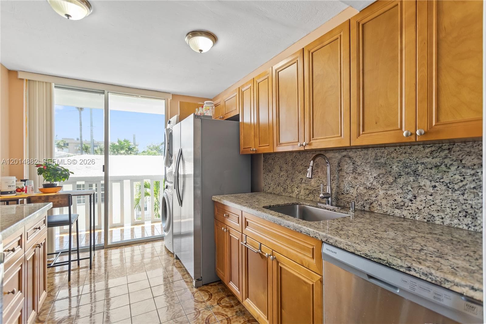 COLONNADE BAY CONDO · #302 in Miami Beach - Photo 13