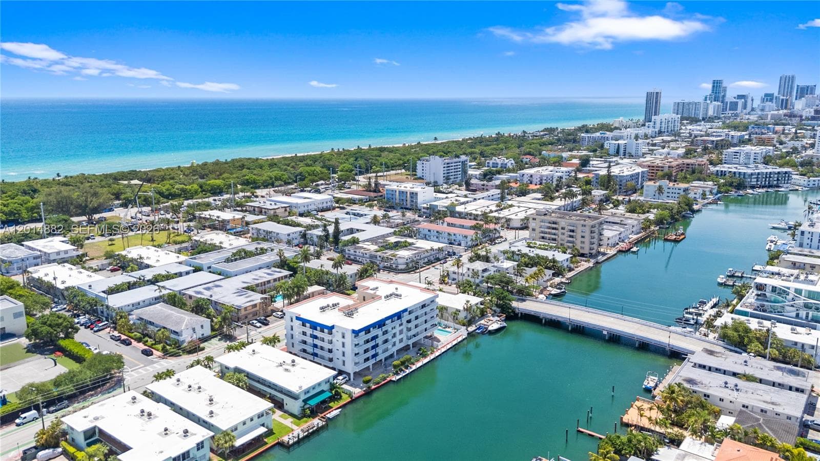 COLONNADE BAY CONDO · #302 in Miami Beach - Photo 43