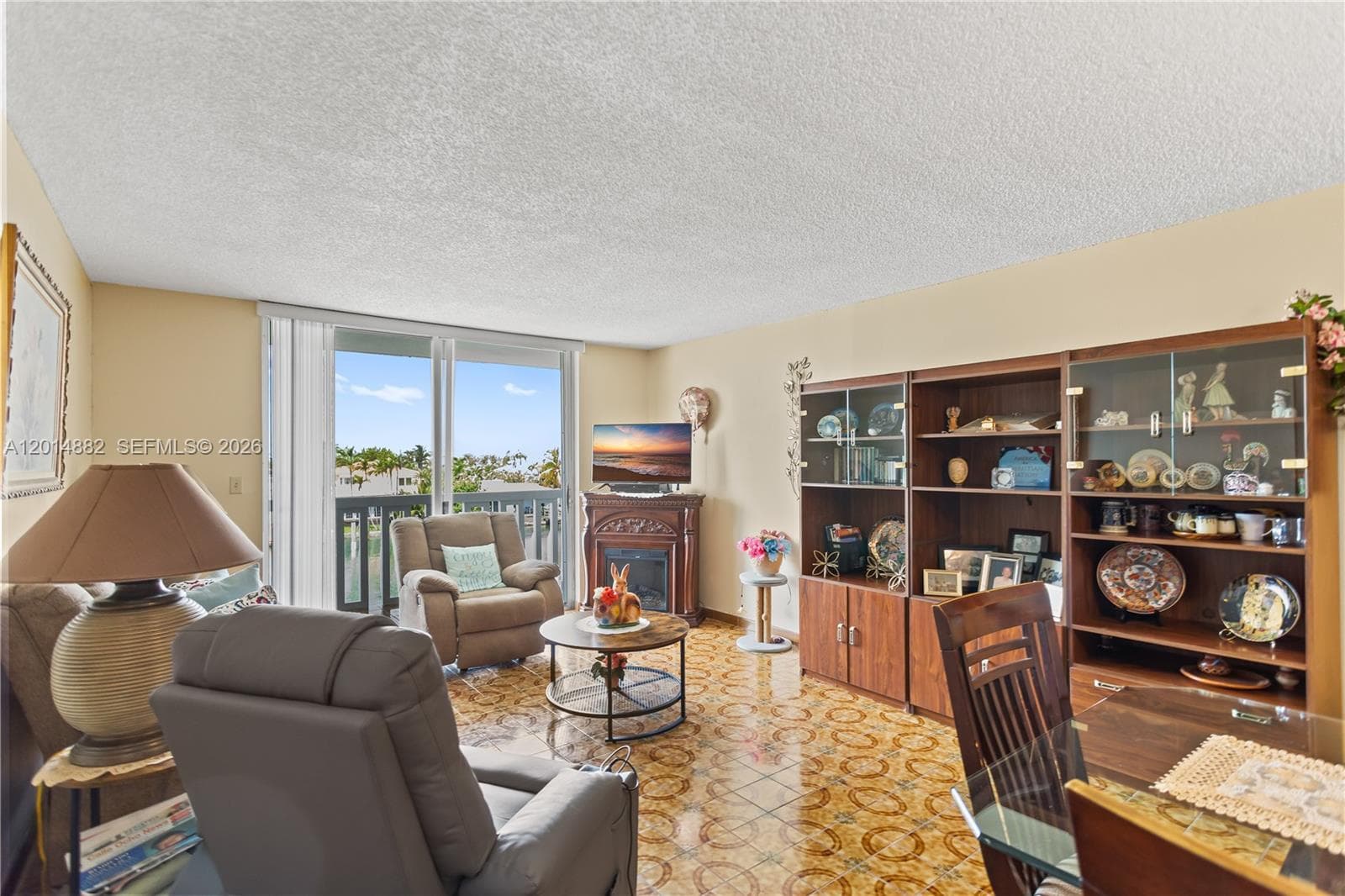 COLONNADE BAY CONDO · #302 in Miami Beach - Photo 7