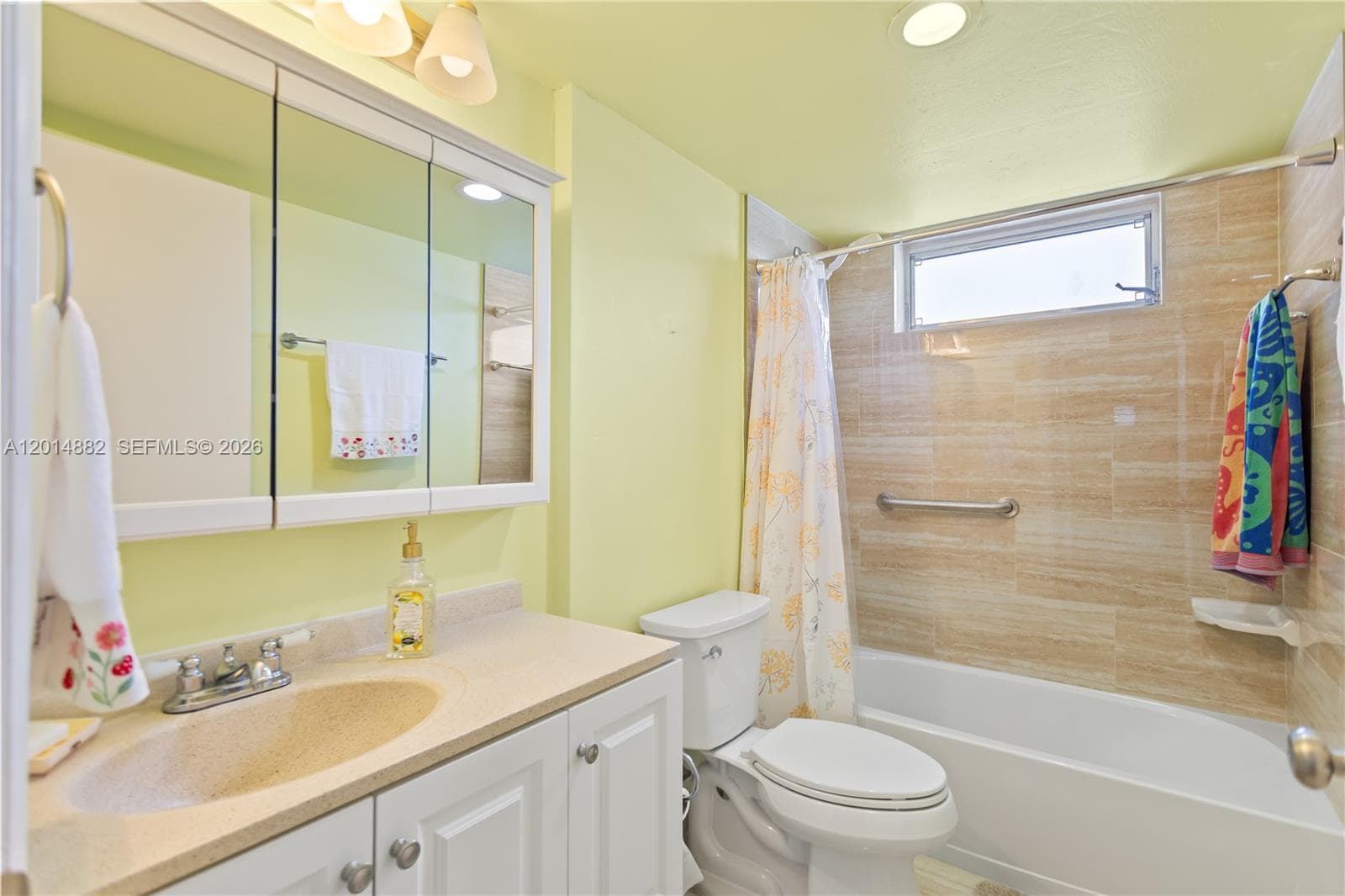 COLONNADE BAY CONDO · #302 in Miami Beach - Photo 24