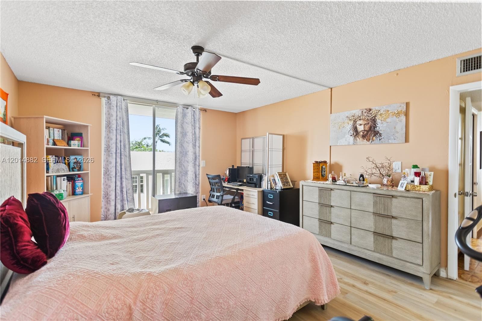 COLONNADE BAY CONDO · #302 in Miami Beach - Photo 33