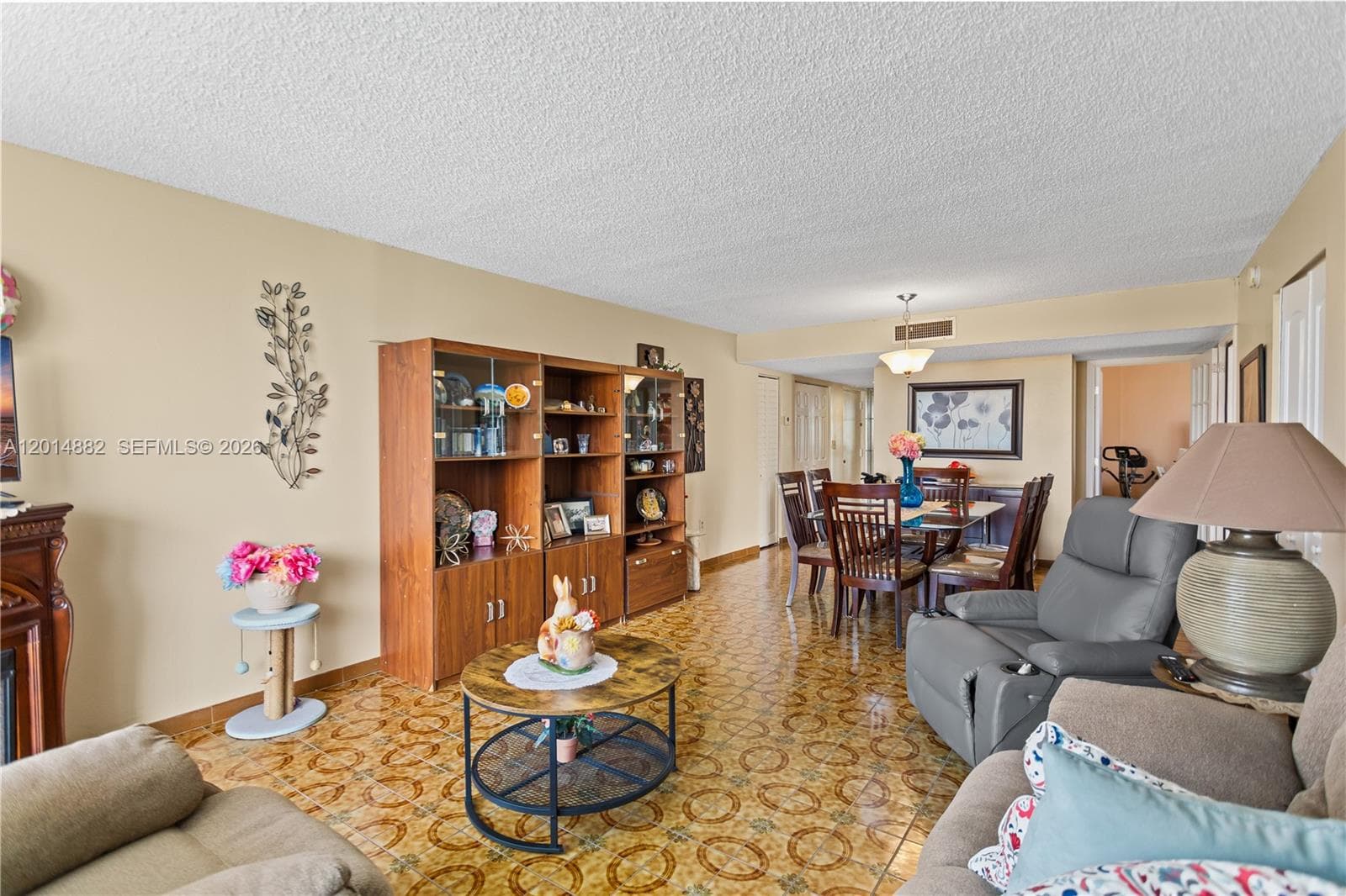 COLONNADE BAY CONDO · #302 in Miami Beach - Photo 8