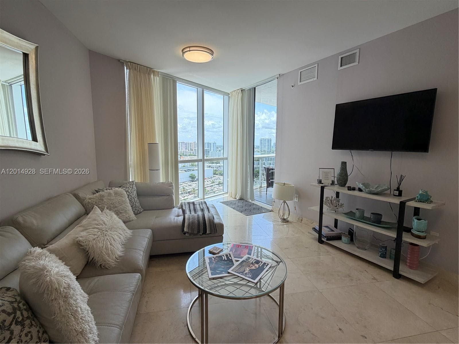 Trump Royale · #1908 in Sunny Isles Beach - Photo 13