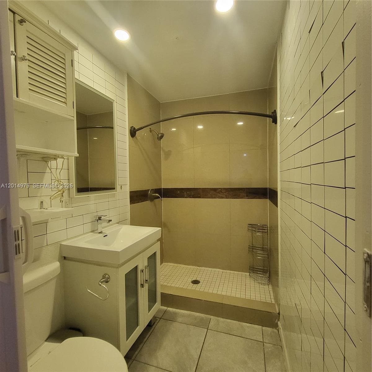 315 NW 59th St #2 photo 12