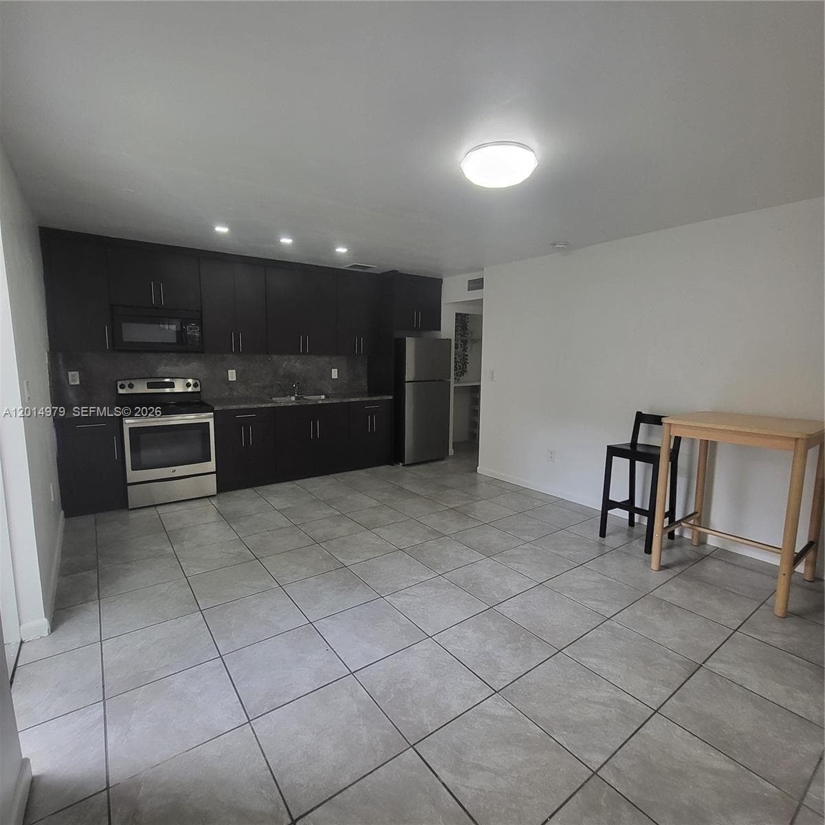 315 NW 59th St #2 photo 3