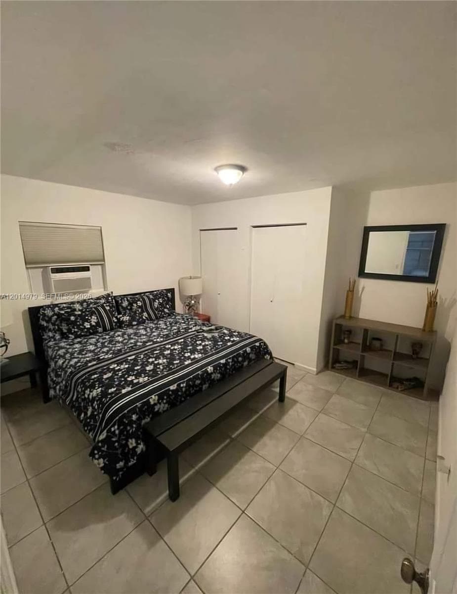 315 NW 59th St #2 photo 9