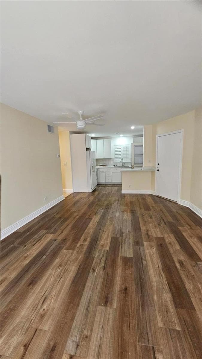 10821 living room