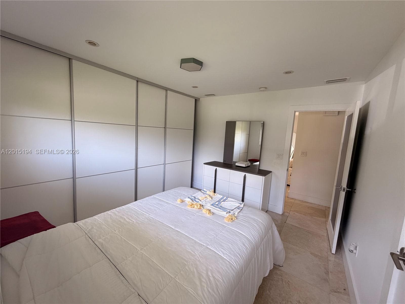 11445 N Bayshore Dr photo 17