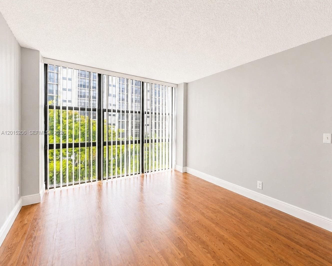 PLAZA OF AMERICAS CONDO P · #503 in Sunny Isles Beach - Photo 18