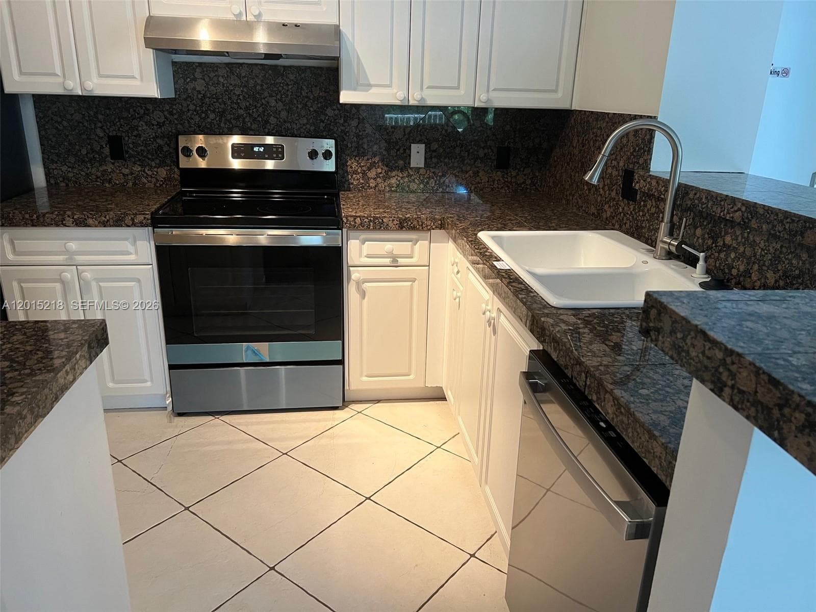 THE YACHT CLUB AT AVENTUR · #8408 in Aventura - Photo 14