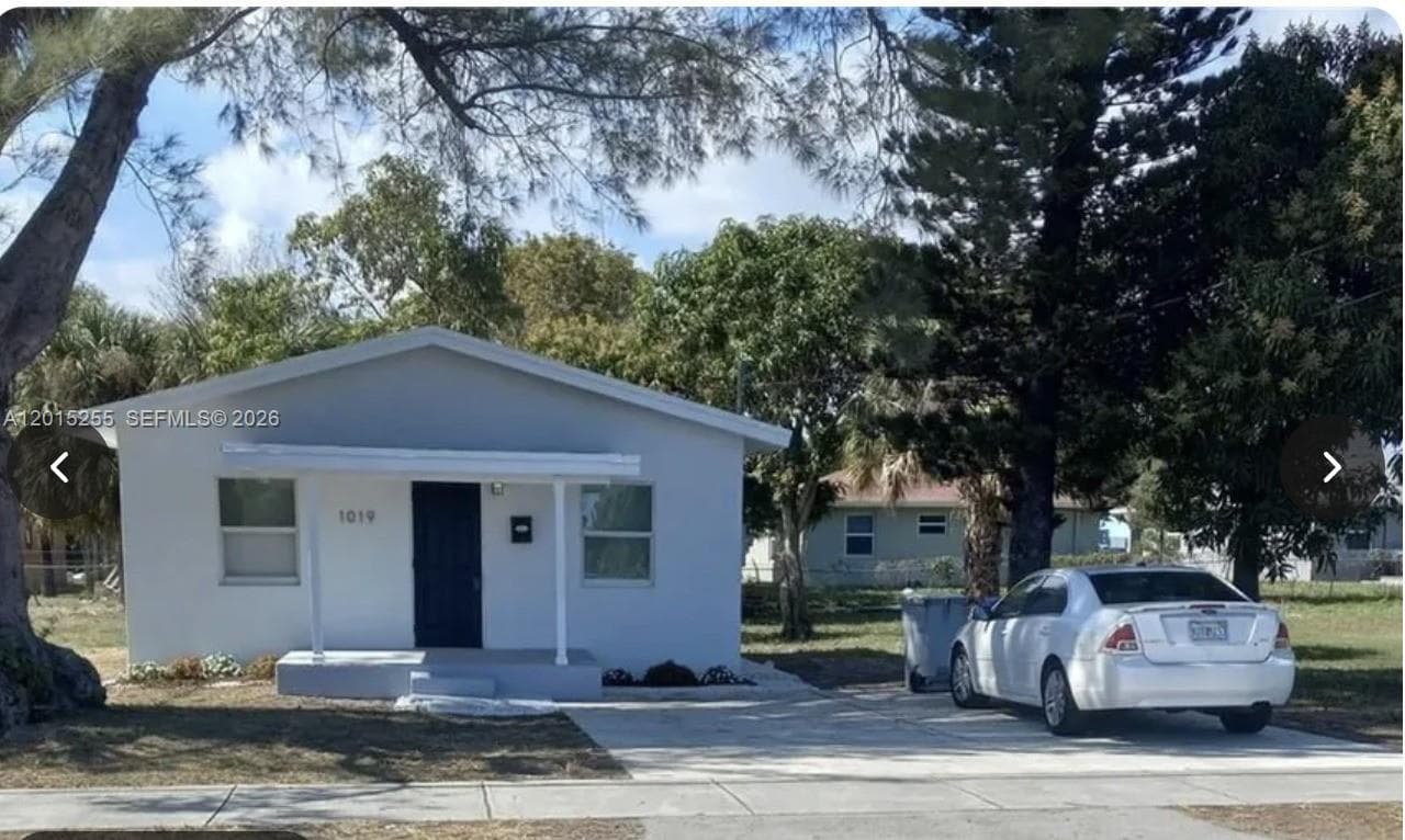 1019 NW 4th Ave photo 1